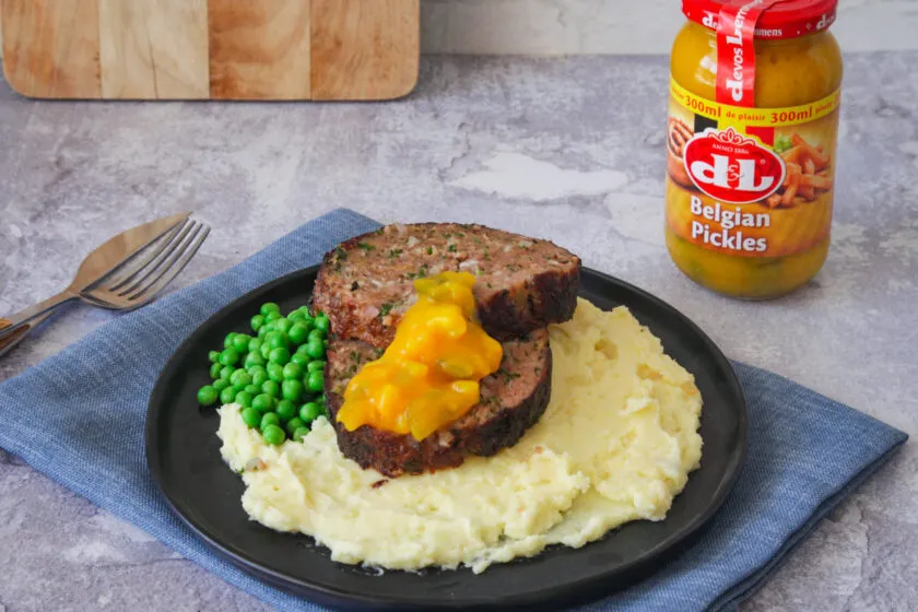 Gehaktbrood met aardappelpuree